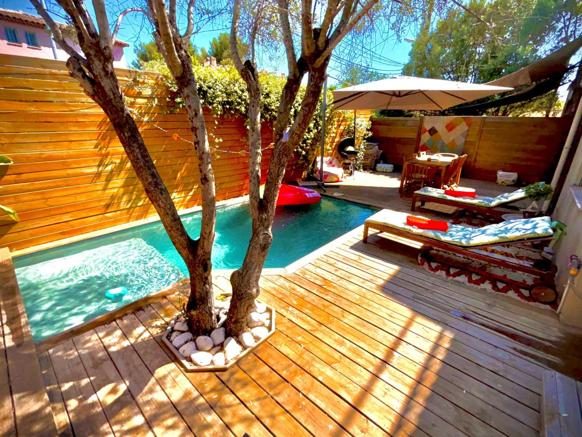 Maison Avec Piscine Et Jacuzzi Proche Des Plages Toulon Exterior photo